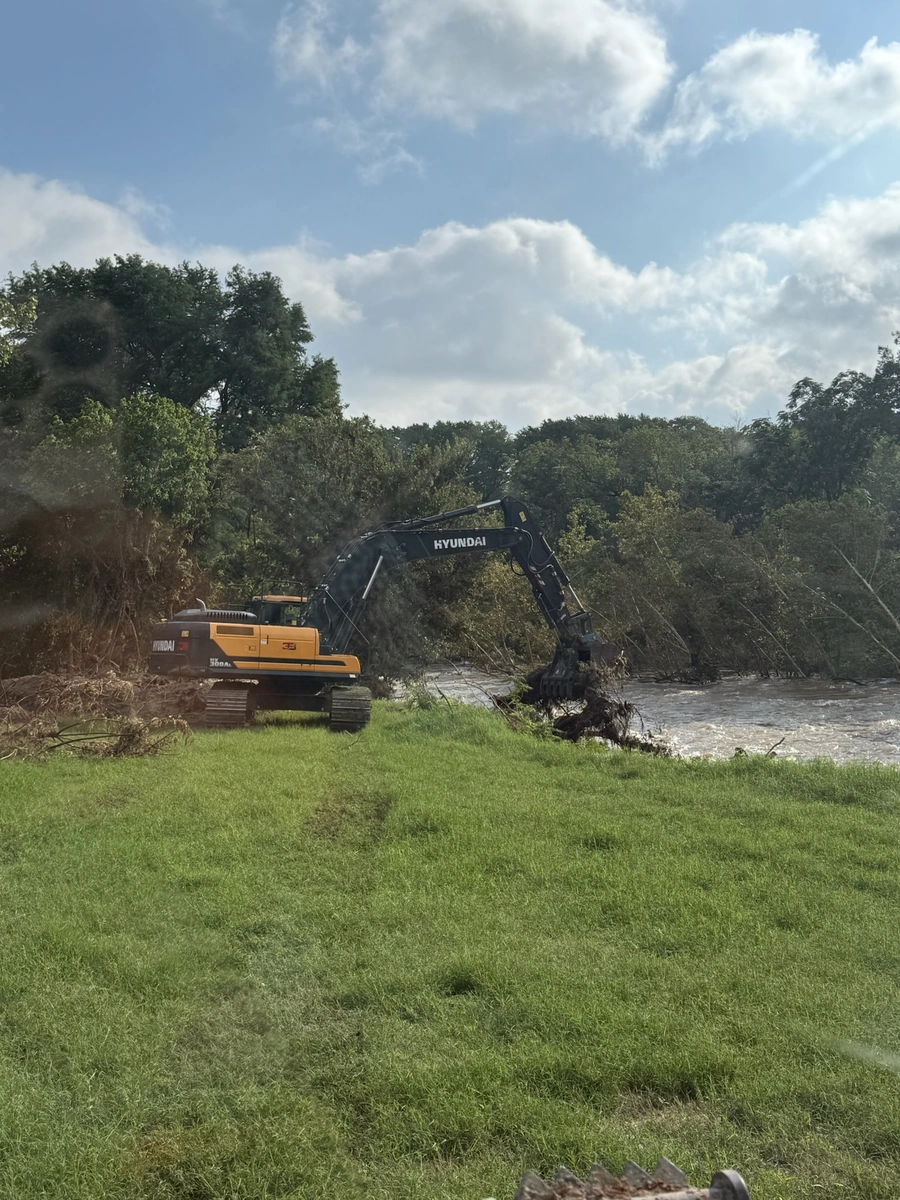 Kerr County flood search, recovery, clean up and crane pad project