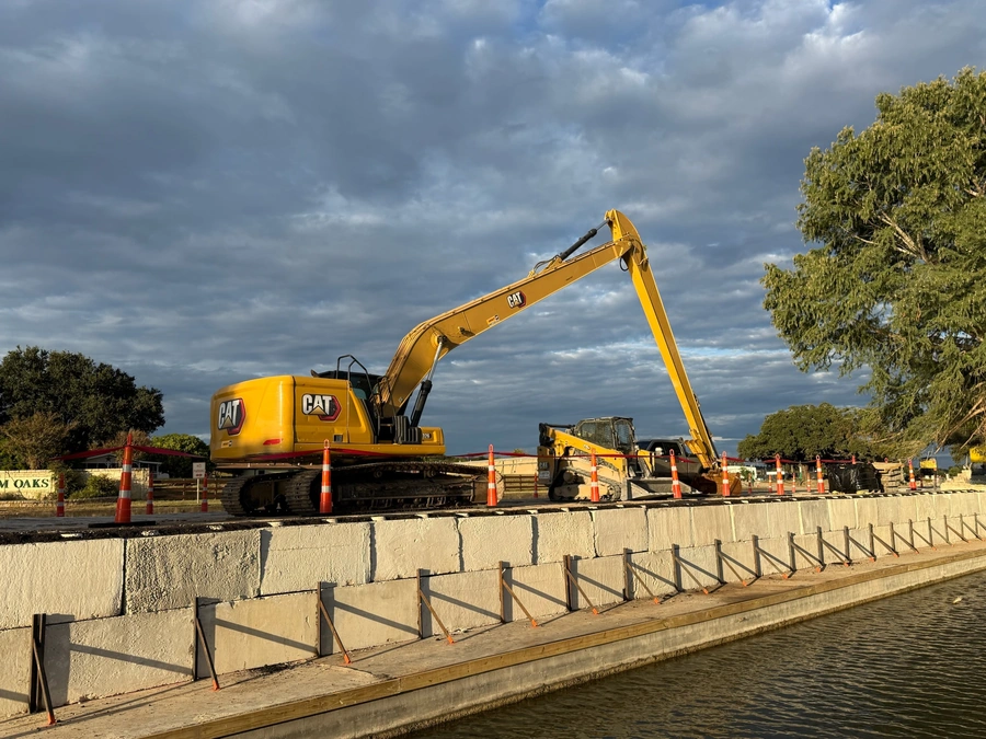 Long Reach excavator in action at Lake Ingram