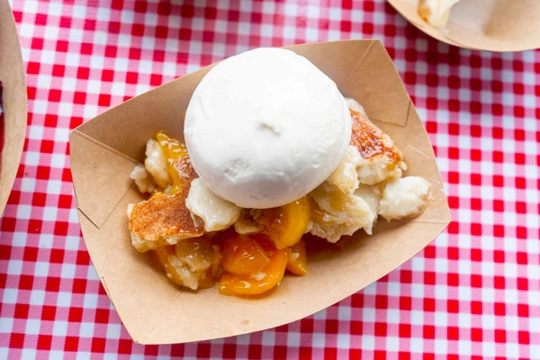 25% off all Desserts Every Day
