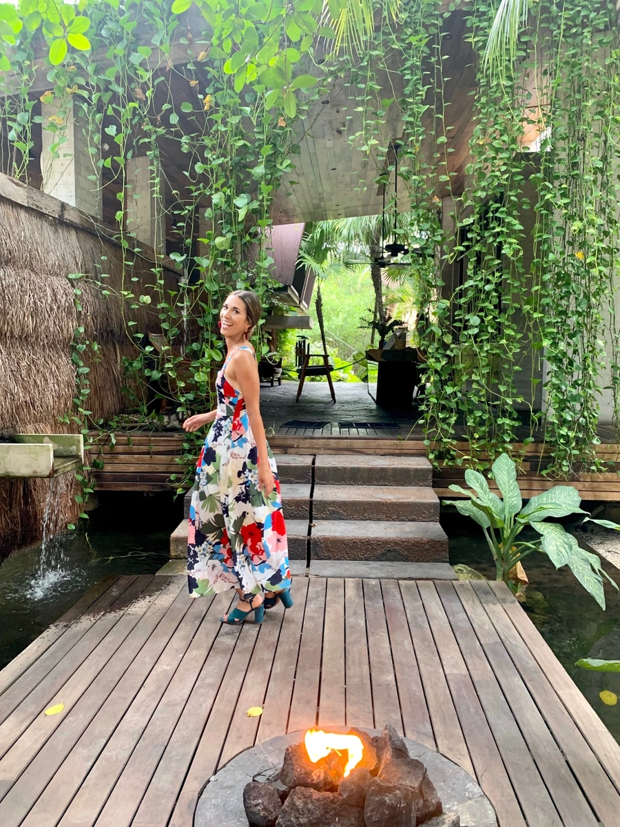 Photo of Ana in a dress