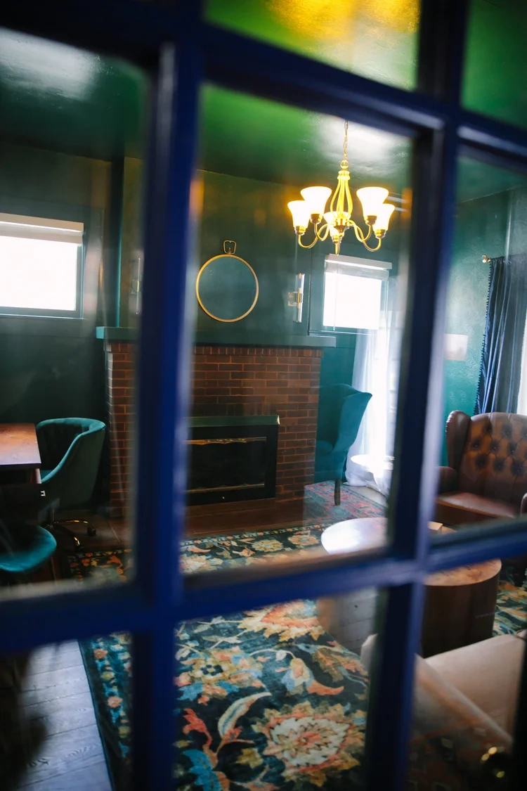 Selva's green therapy room
