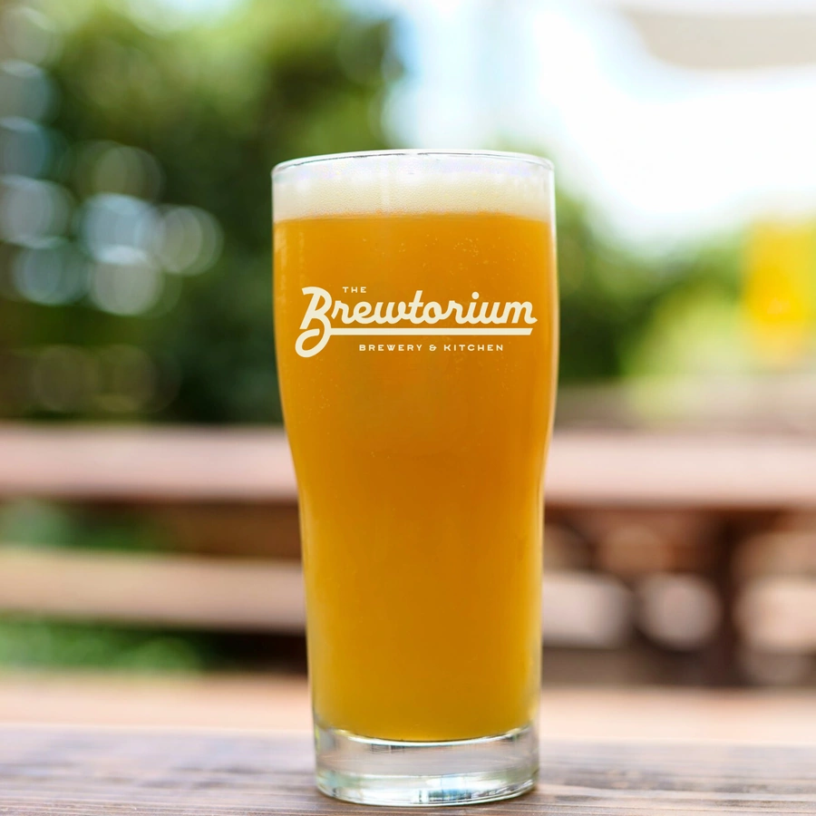 Yes, Hef! Bavarian Hefeweizen in a Brewtorium glass