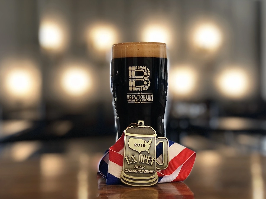Award winning iron belly porter with it's medal